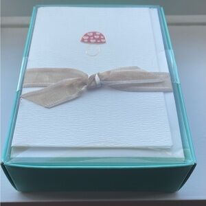 Graphique Set of 10 Mushroom Greeting Cards with Envelopes - La Petite Presse